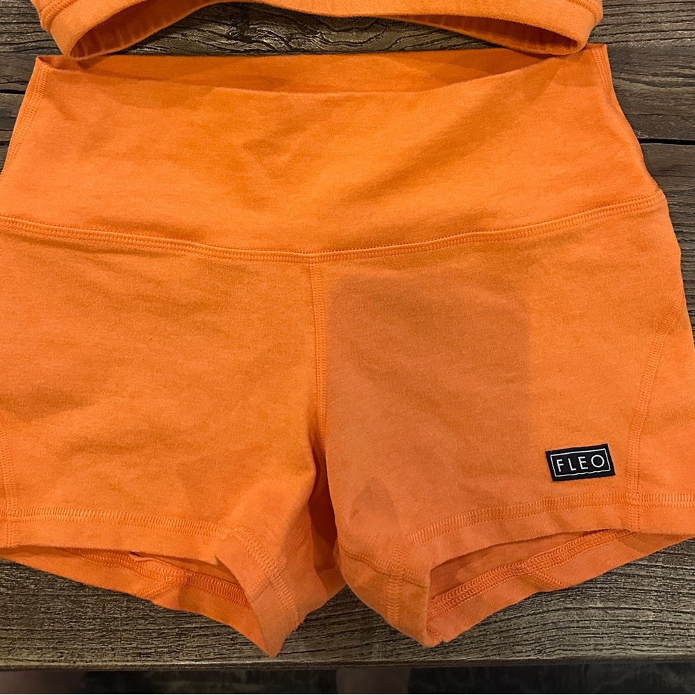 Fleo Vibrant Orange Apex Contour mid rise Shorts